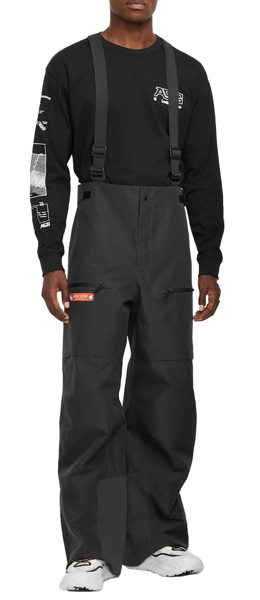 Size XS - Nike ACG Gore-Tex 