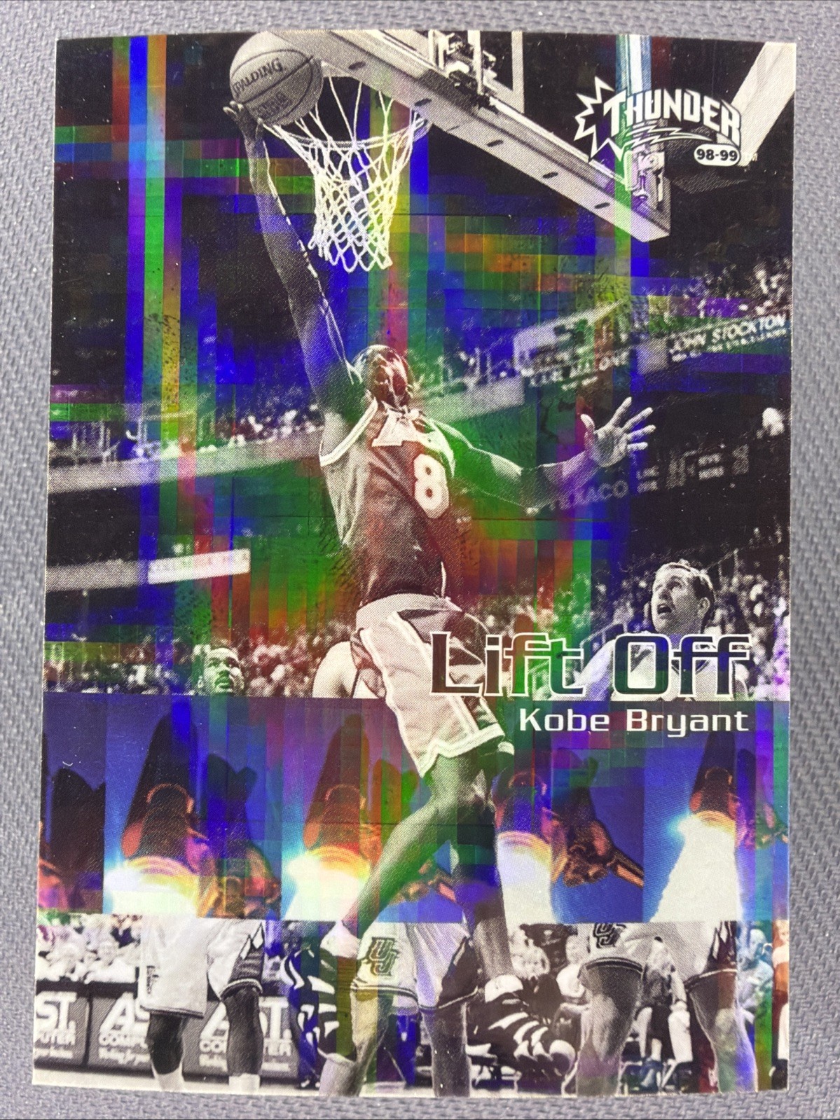Kobe Bryant 1998 Skybox Thunder #3-LO Lift Off Price Guide