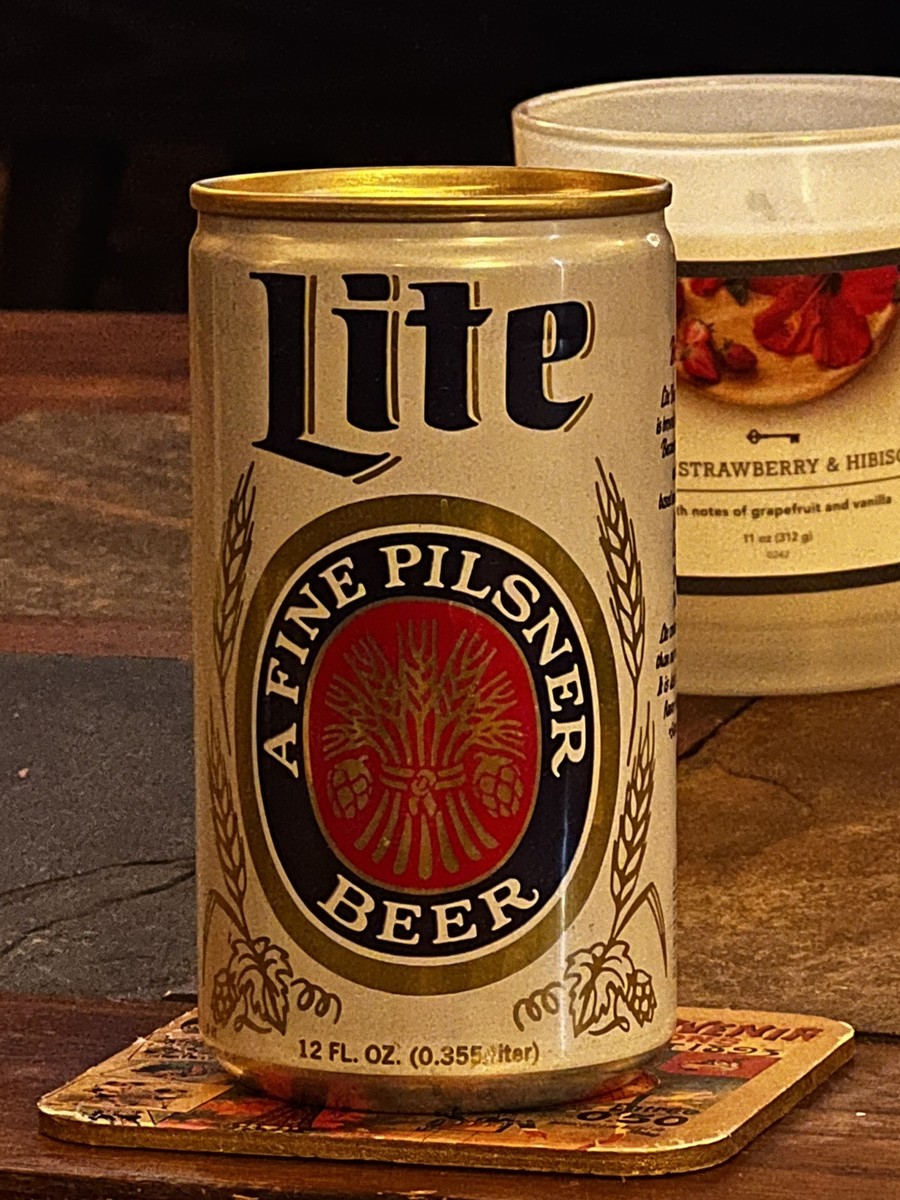 Vintage collectible Miller Lite aluminum pull tab 12oz beer can