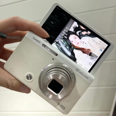 CASIO カシオ EXILIM EX-ZR50 デジカメ ジャンク 動作未確認 CASIO