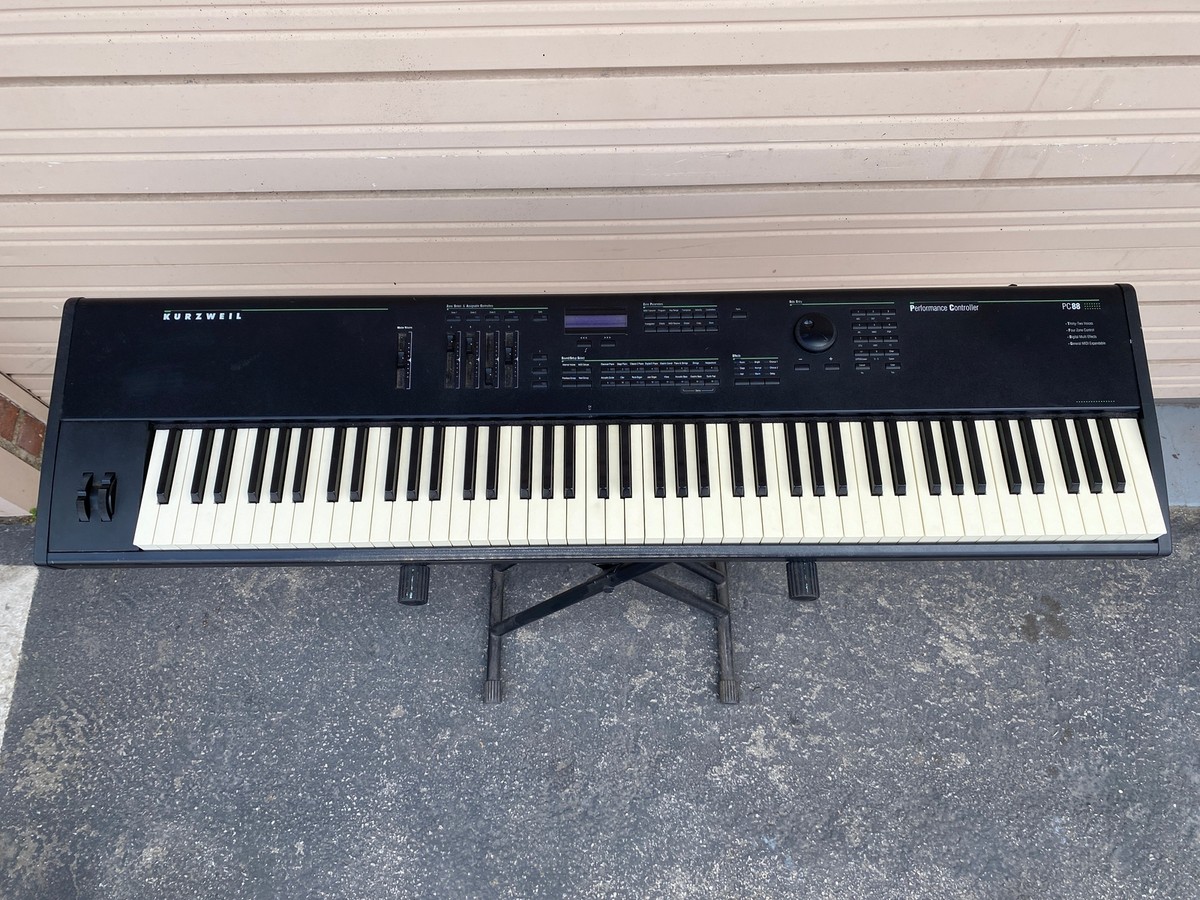 Kurzweil PC88 Performance Controller 88-Key Workstation Keyboard