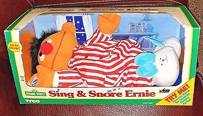 SESAME STREET Sing & Snore ERNIE by Tyco 1996 - New in original