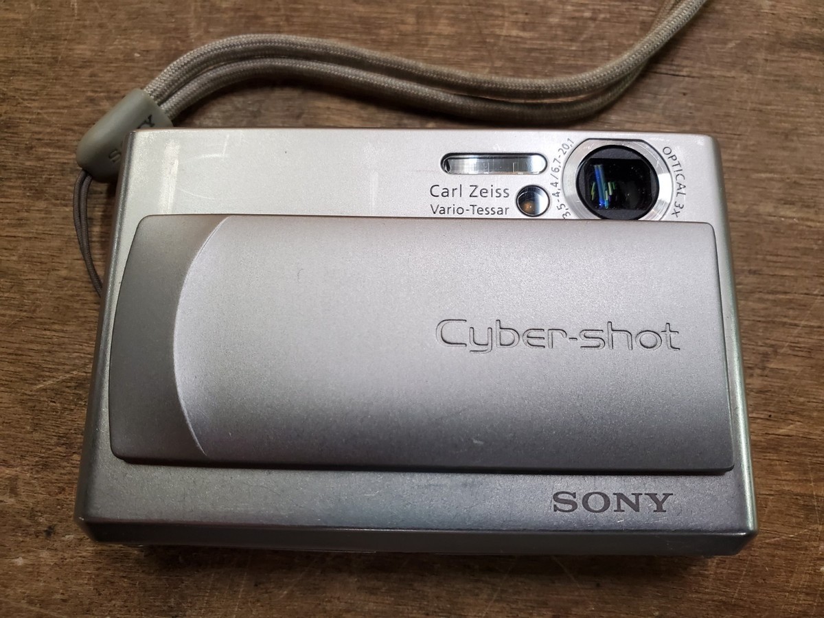 Sony DSC-T1 Cyber-Shot 5.0MP Digital Camera, Silver, For Repair