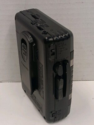 Vintage Panasonic RQ-V65 Walkman Personal Stereo Radio/Cassette