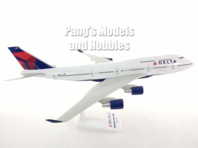 Boeing 747-400 747 Delta Airlines 1/200 Scale Model by Flight