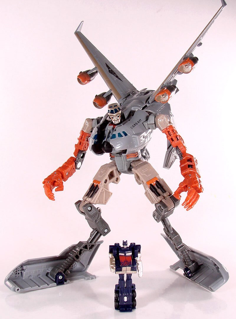 Transformers Movie ROTF RA-17 Stratosphere Optimus Prime Convoy