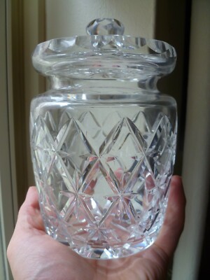 TIFFANY & CO. CRYSTAL BISCUIT LIDDED JAR SIGNED “TRELLIS” - 7 1/4