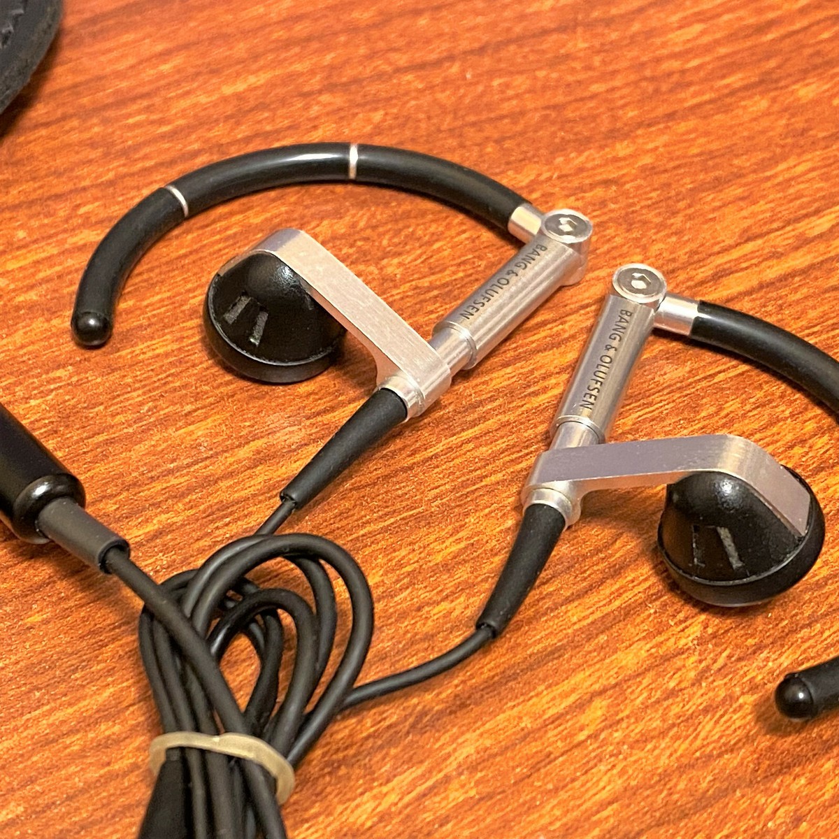 Genuine Bang & Olufsen B&O BeoPlay A8 3i Wired Earphones