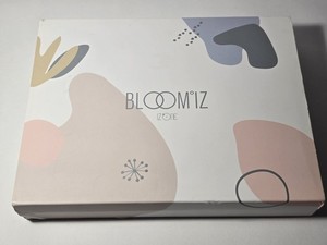 IZ*ONE BLOOMIZ ユリ セット IZ*ONE BLOOMIZ ユリ セット IZ*ONE - Vol