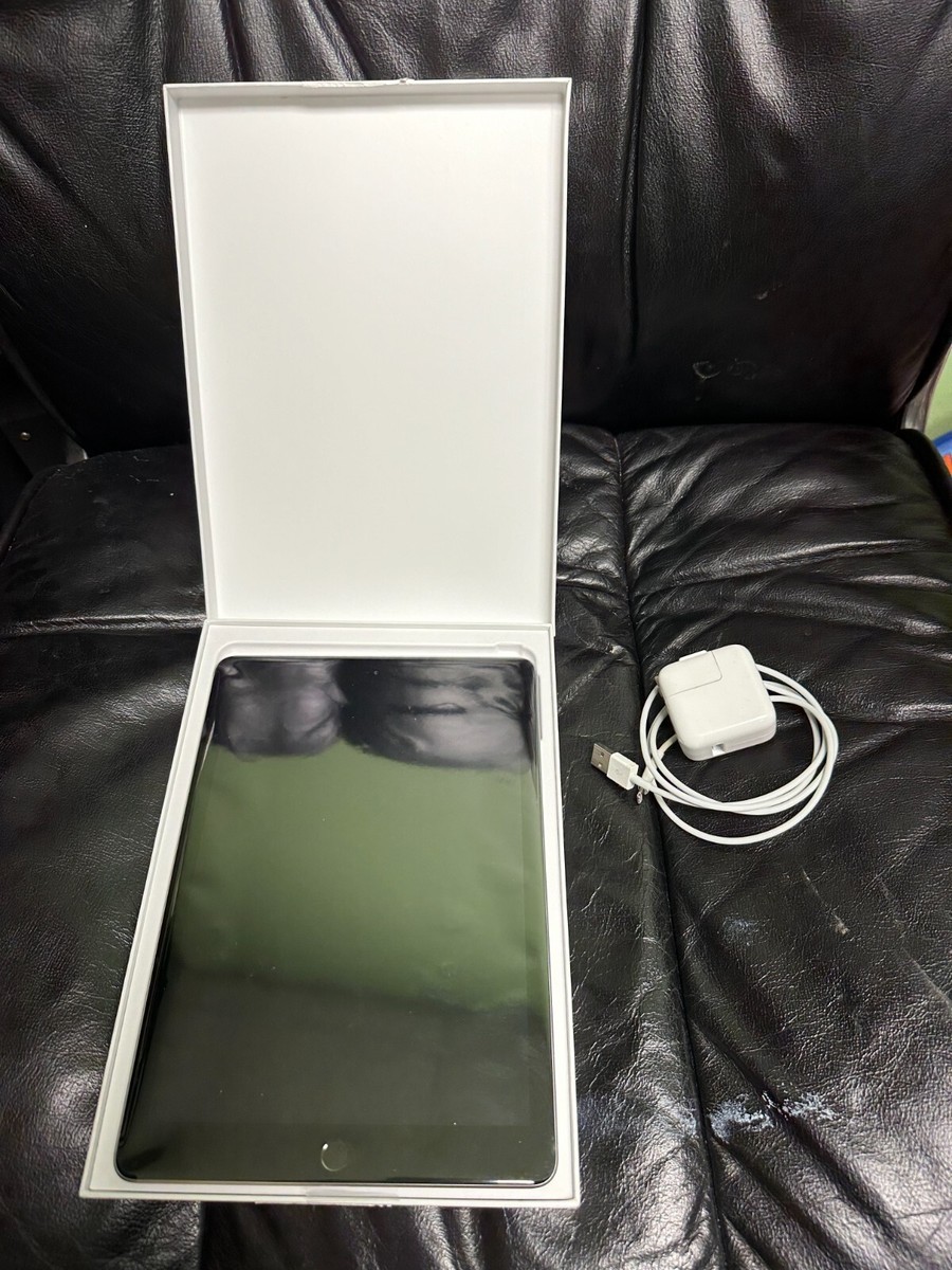 Apple iPad 6th Gen. Wi-Fi, 9.7in - Space Gray Supports apple