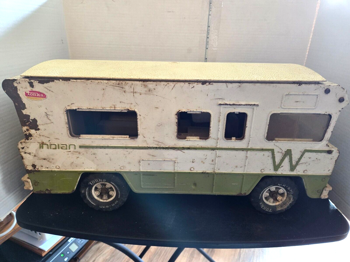 Vintage 1970's Tonka Winnebago Indian RV Camper Metal Truck white