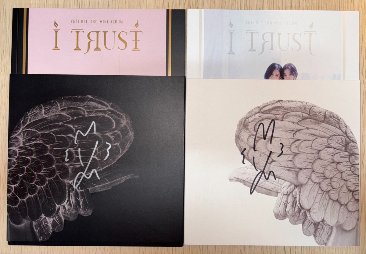 G) I-DLE G IDLE [I TRUST] MIYEON Autographed Signed Album MWAVE