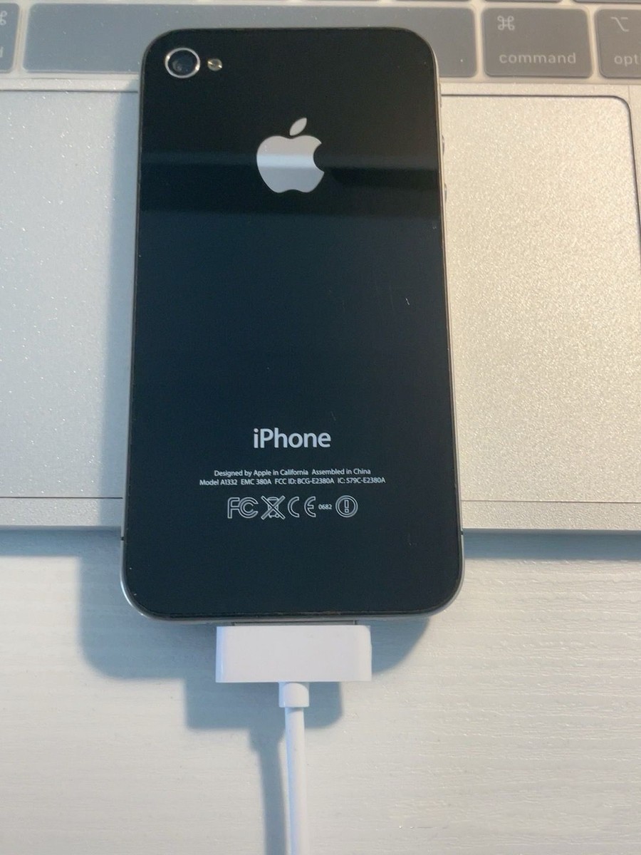 Apple iPhone 4 - iOS - 8GB 16GB 32GB Unlocked 3G 5MP 3.5