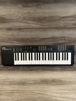 Yamaha Psr-11 Keyboard Electronic Synth Piano Portatone Vintage 49