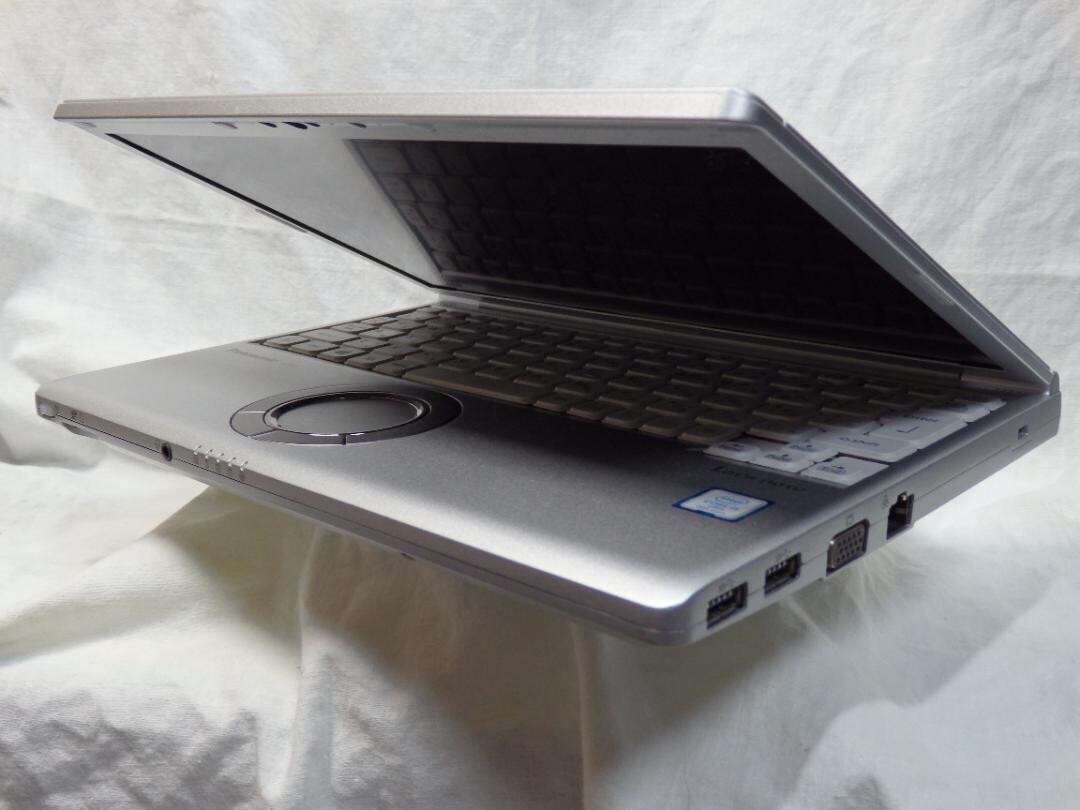 Panasonic Let's Note CF-SV8 SV8 Corei5-8365U 1.60GHz 8GB SSD 256GB