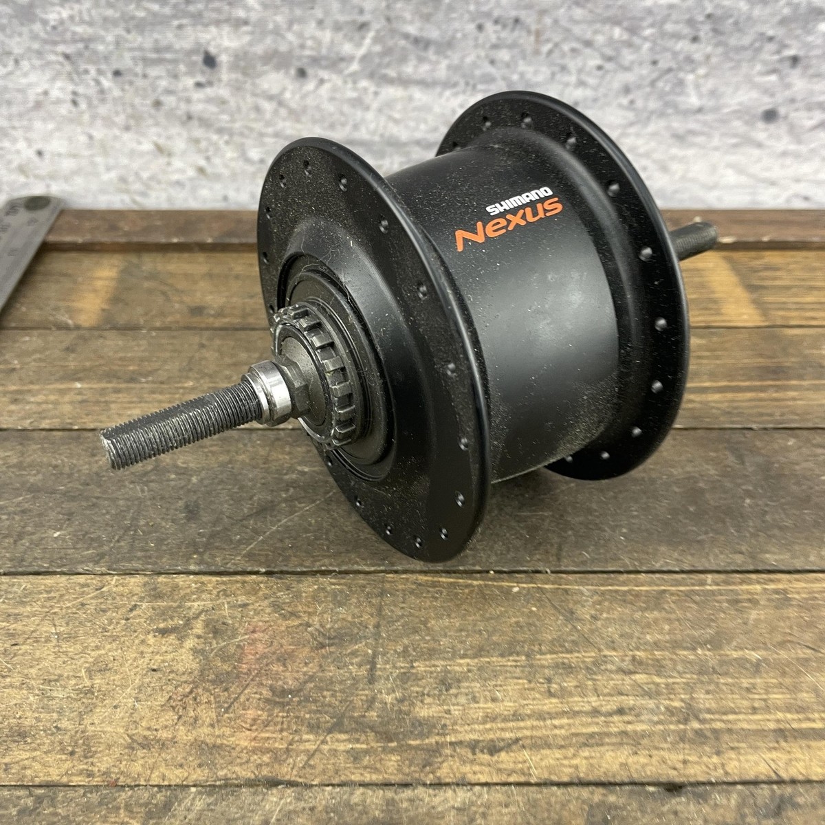 Shimano Nexus Inter-8 SG-C6001-8R 8-Speed 36 36h Internal Rear Hub