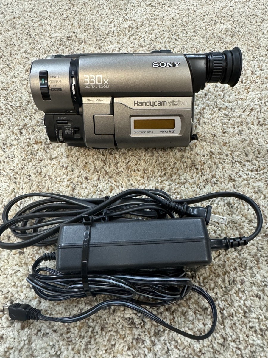 Sony Handycam CCD-TRV43 Hi8 330x Digital Zoom Video Camera