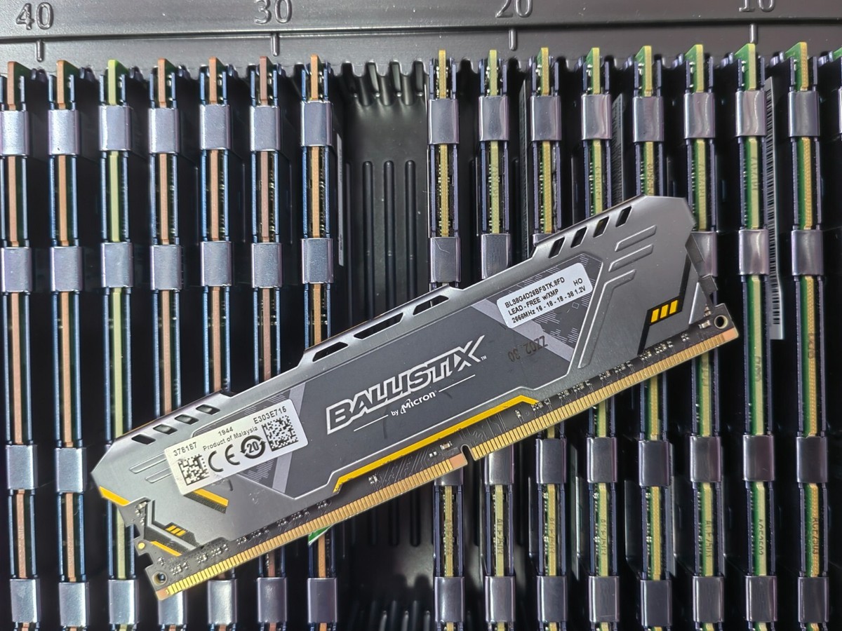 Ballistix 8GB DDR4 2666 Desktop DIMM RAM by micron BLS8G4D26BFSTK