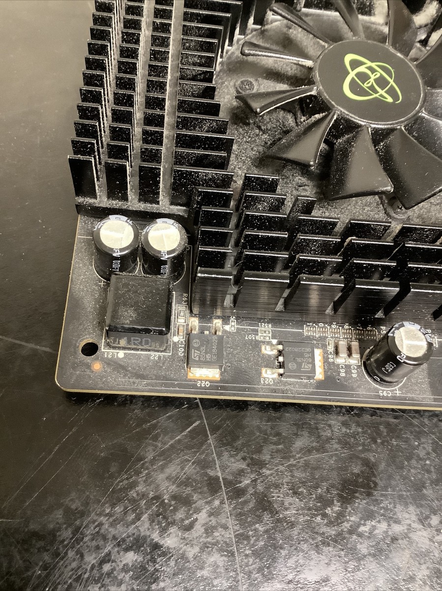 PNY E164671 Z4M Graphics card QT-220X-ZN GF GT 220 625M 16B DDR2