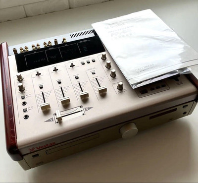 VESTAX AA-88 Mixer MIXSTATION Rare and finest quality Cafe Apres