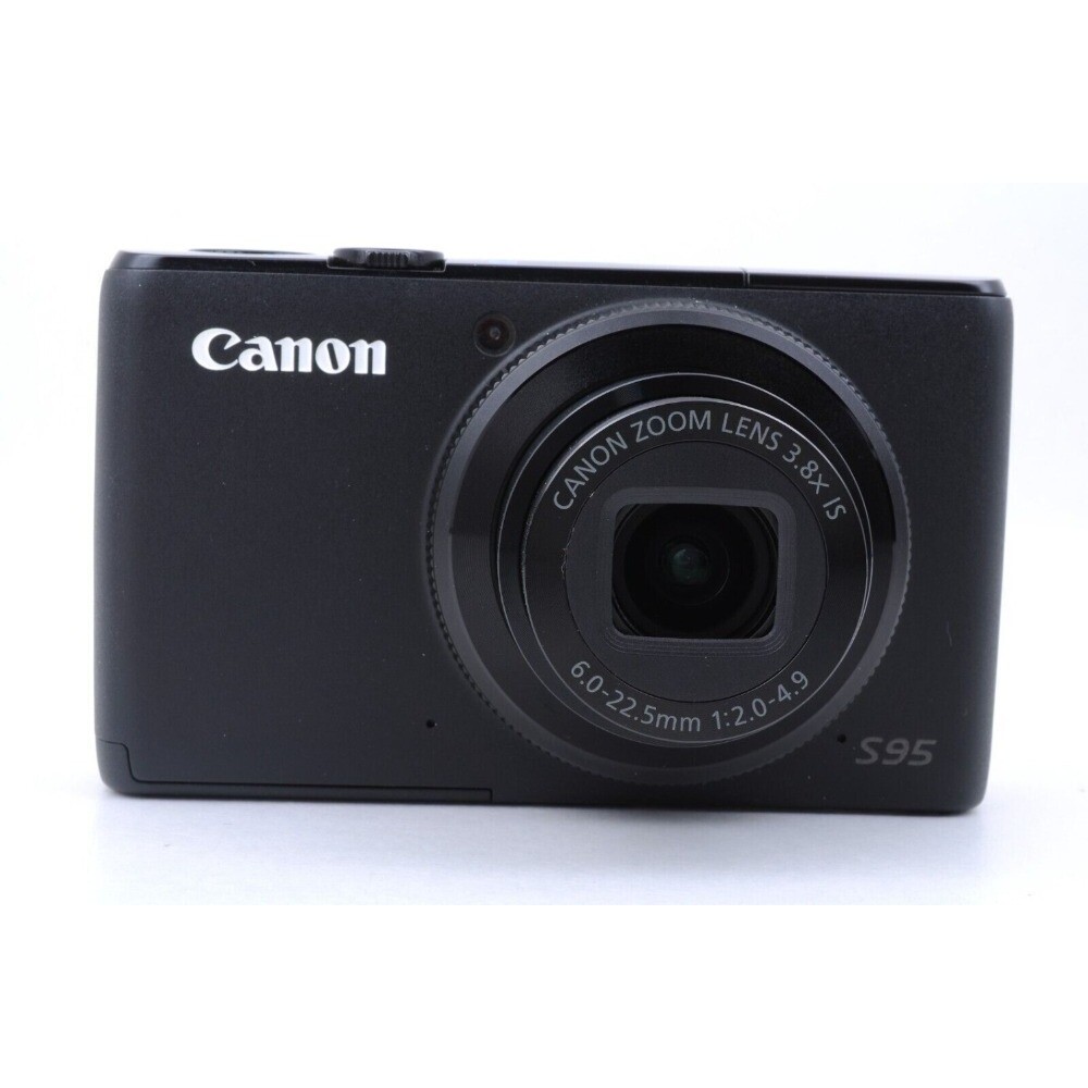 Canon Powershot S95 Digital Camera 10 Megapixel High Sensitivity