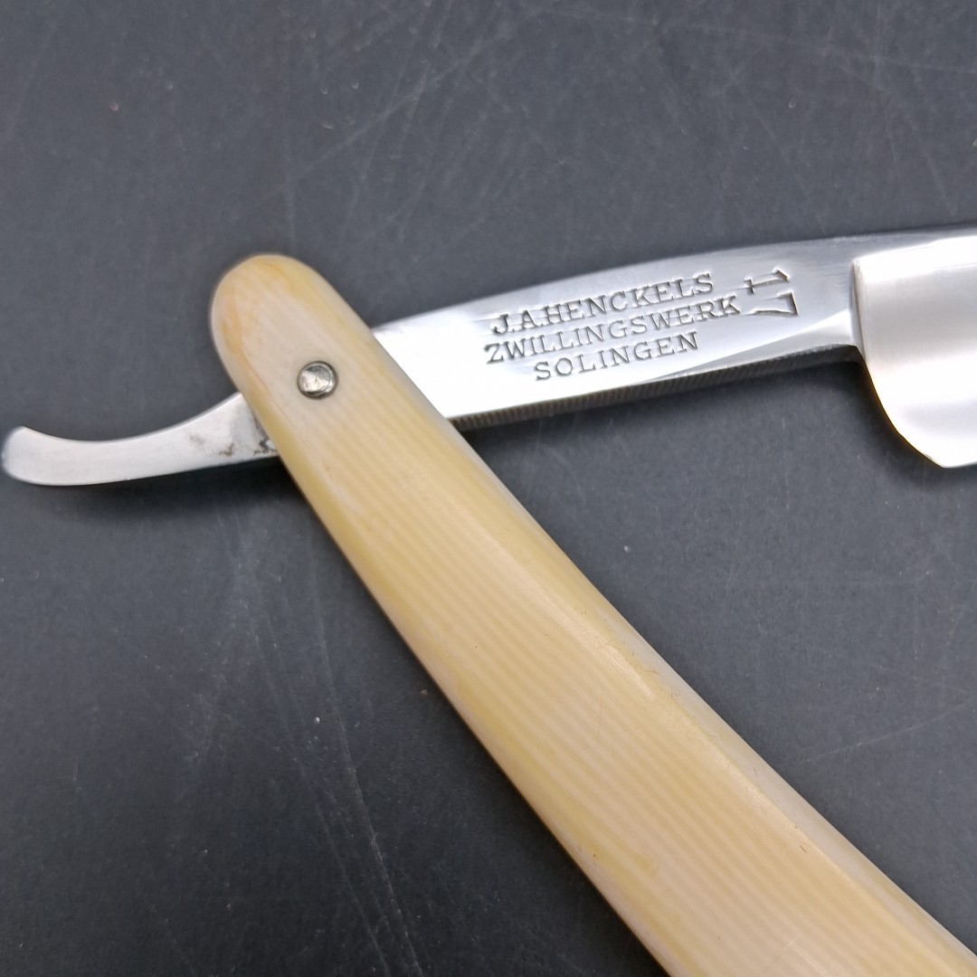 Vintage J.A. Henckels Friodur INOX 17 Straight Razor Solingen