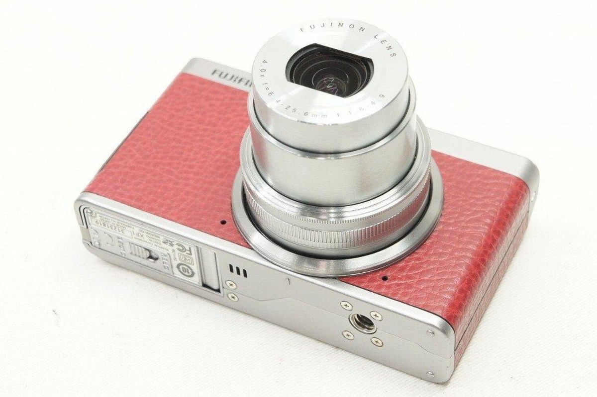 Fujifilm XF1 X Series Compact Digital Camera 12.0MP Red | eBay