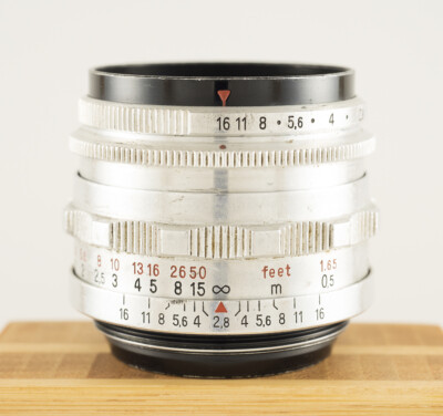 Carl Zeiss Jena Tessar 50mm F2,8 RED T M42 Vintage Lens - 2.8 / 50