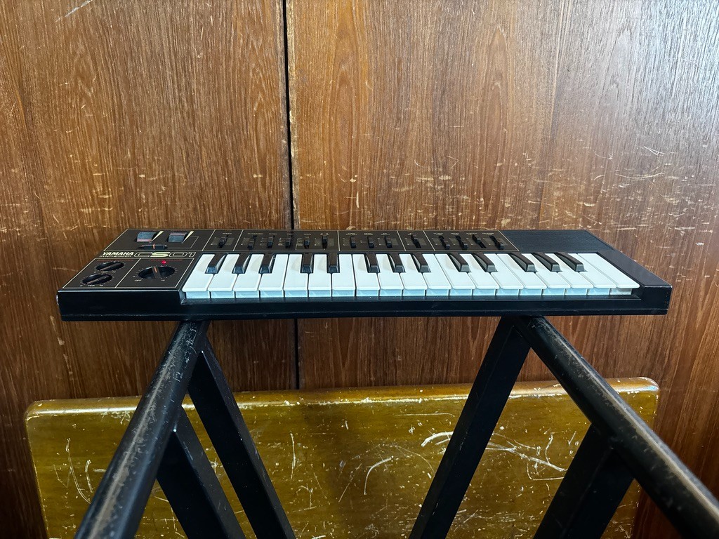 Yamaha CS01 rare black color vintage analog monophonic synthesizer