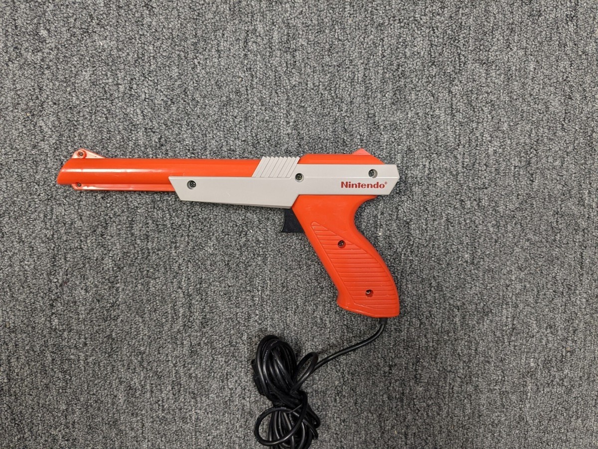 Official Nintendo NES-005 Orange Light Gun Zapper, Tested