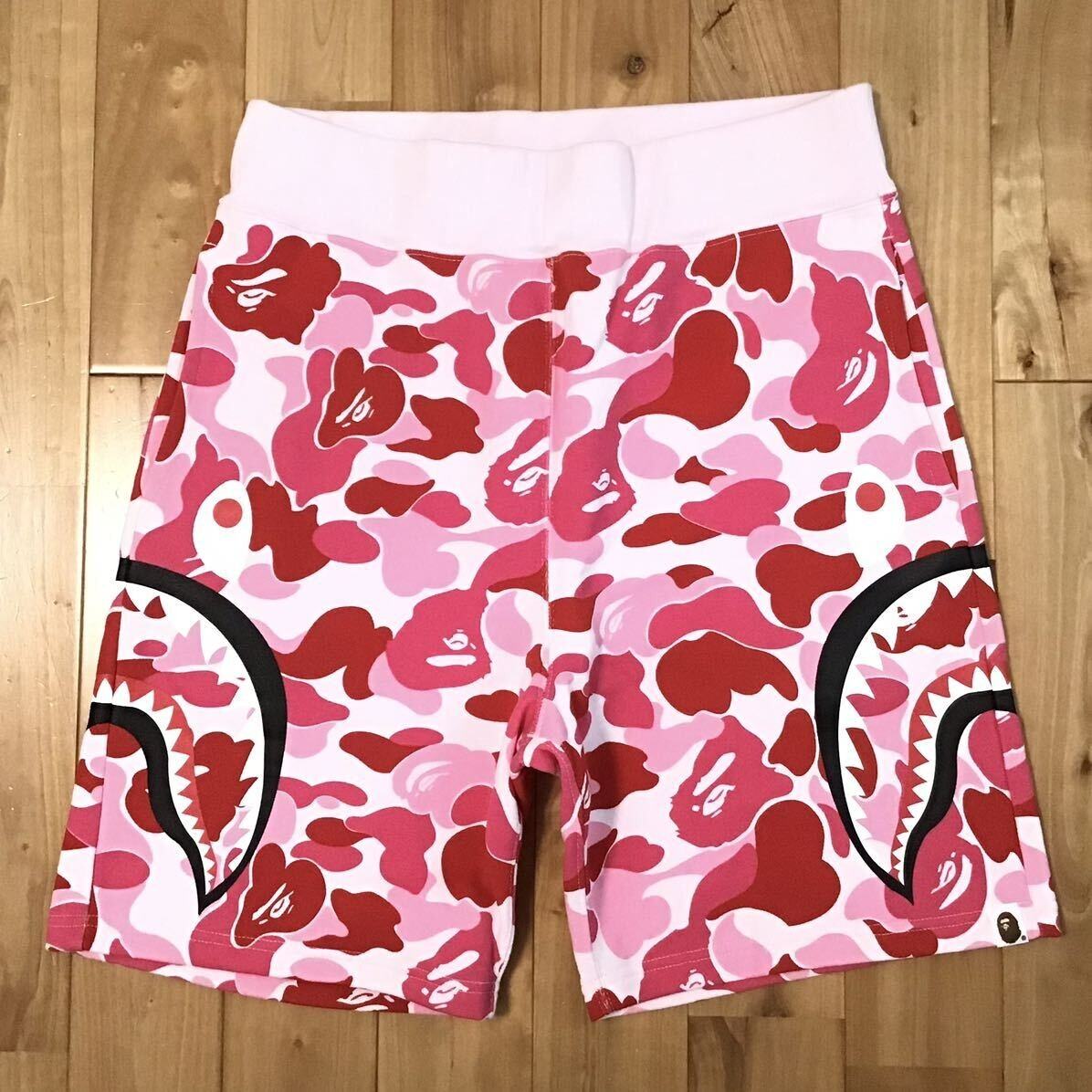 BAPE ABC camo Pink Side Shark sweat shorts A Bathing Ape Size M | eBay