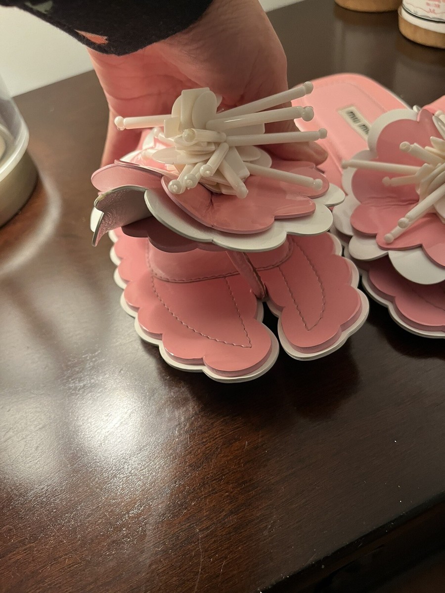 NEW MIU MIU by PRADA S17 Runway Flower Split Toe Flats Slides
