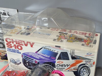 Rare Vintage New Tamiya 1/10 R/C Chevrolet Chevy S-10 4x4 Racing