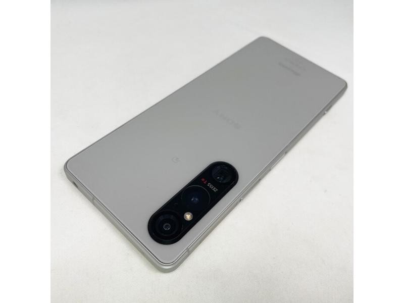 SONY Xperia 1 V 5G SO-51D 256GB Platinum Silver Unlocked - Japan