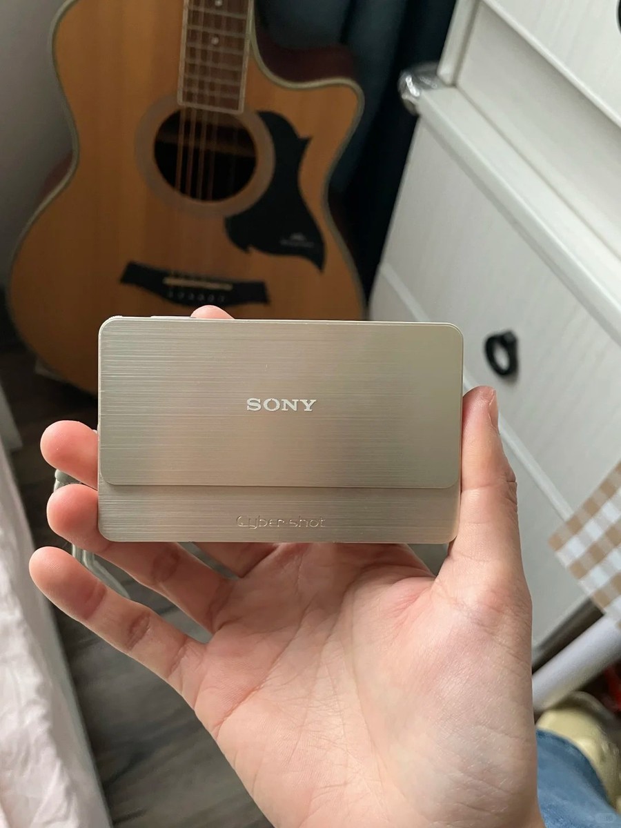 SONY Cyber-shot DSC-T700 10.1MP CCD Vintage Digital Camera - 90