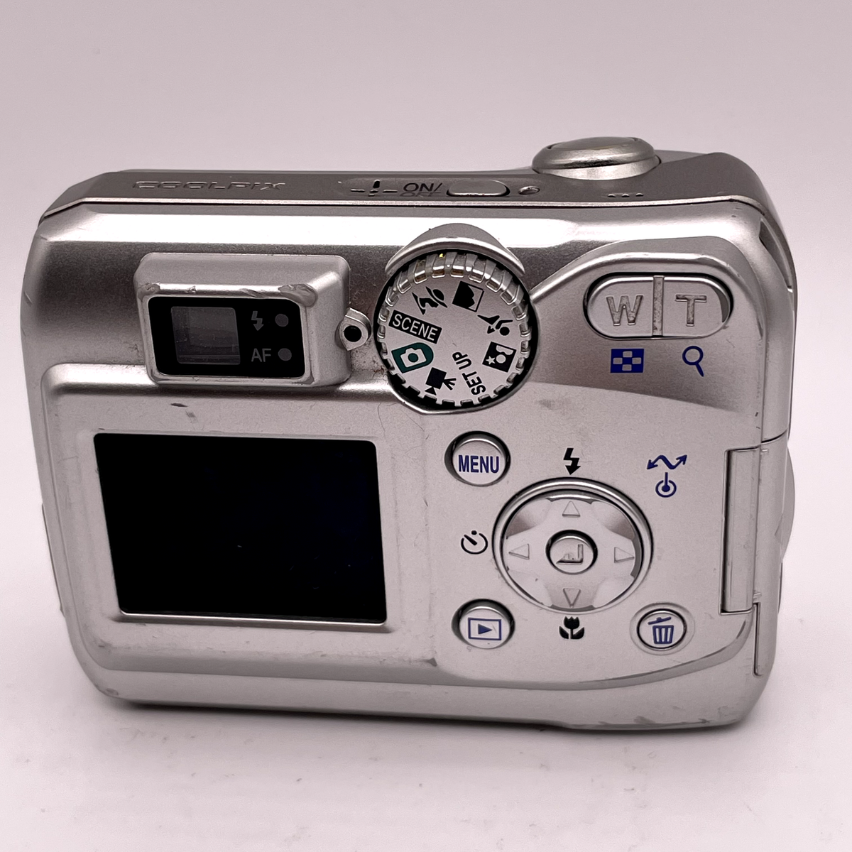 Nikon COOLPIX 3200 3.2MP Digital Camera – Silver – Does Not Turn