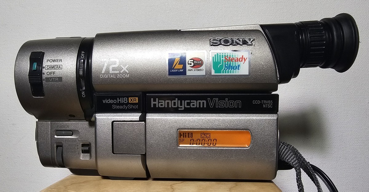 動作OK❗️☆SONYのHi8/8ミリビデオカメラ/CCD-TR650 Amazon | ソニー