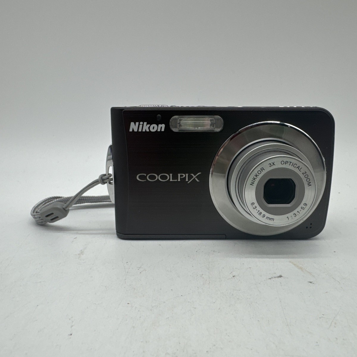 Nikon COOLPIX S210 8.0MP Digital Camera - Black - Read 18208261031