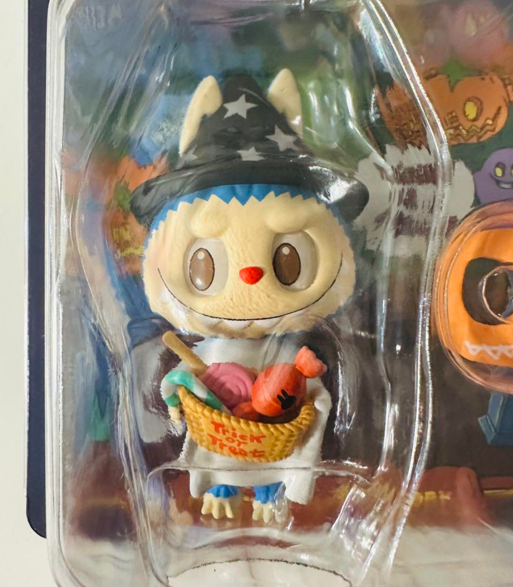 POP MART LABUBU Halloween TRICK OR TREATER Pumpkin Figure Ornament