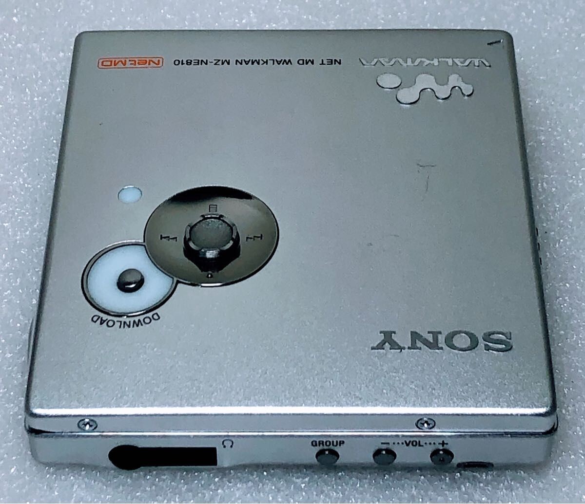 Sony MZ-NE810 Hi-MD Portable MiniDisc Player Shipping from Japan