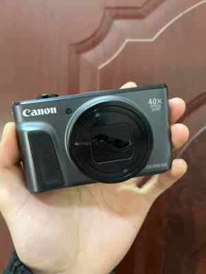 Canon PowerShot SX720 HS 20.3MP 40X Optical Zoom Digital Camera