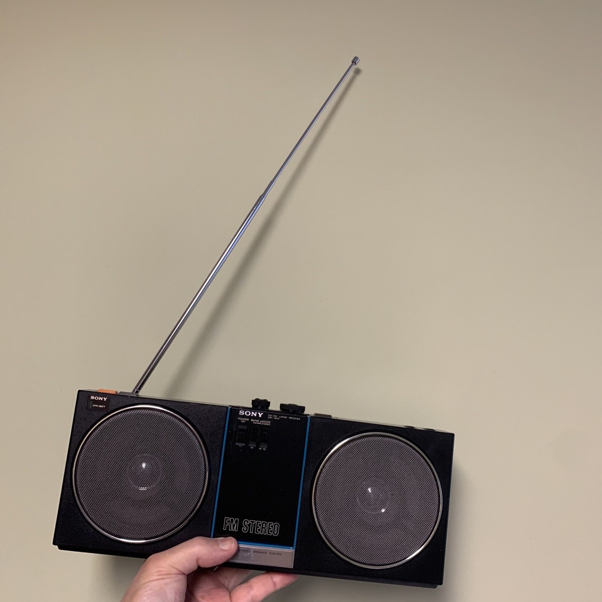 Vintage Sony SRF-80W Stereo Speaker Boombox with Removable AM / FM