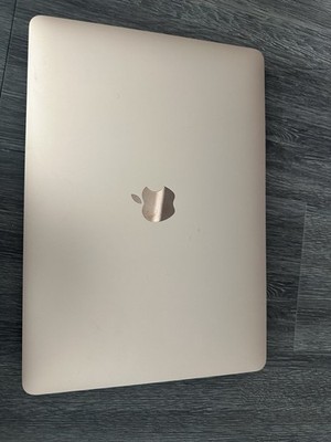Apple MacBook Air 13 Rose Gold 2020 256GB SSD 8GB RAM. Used Good