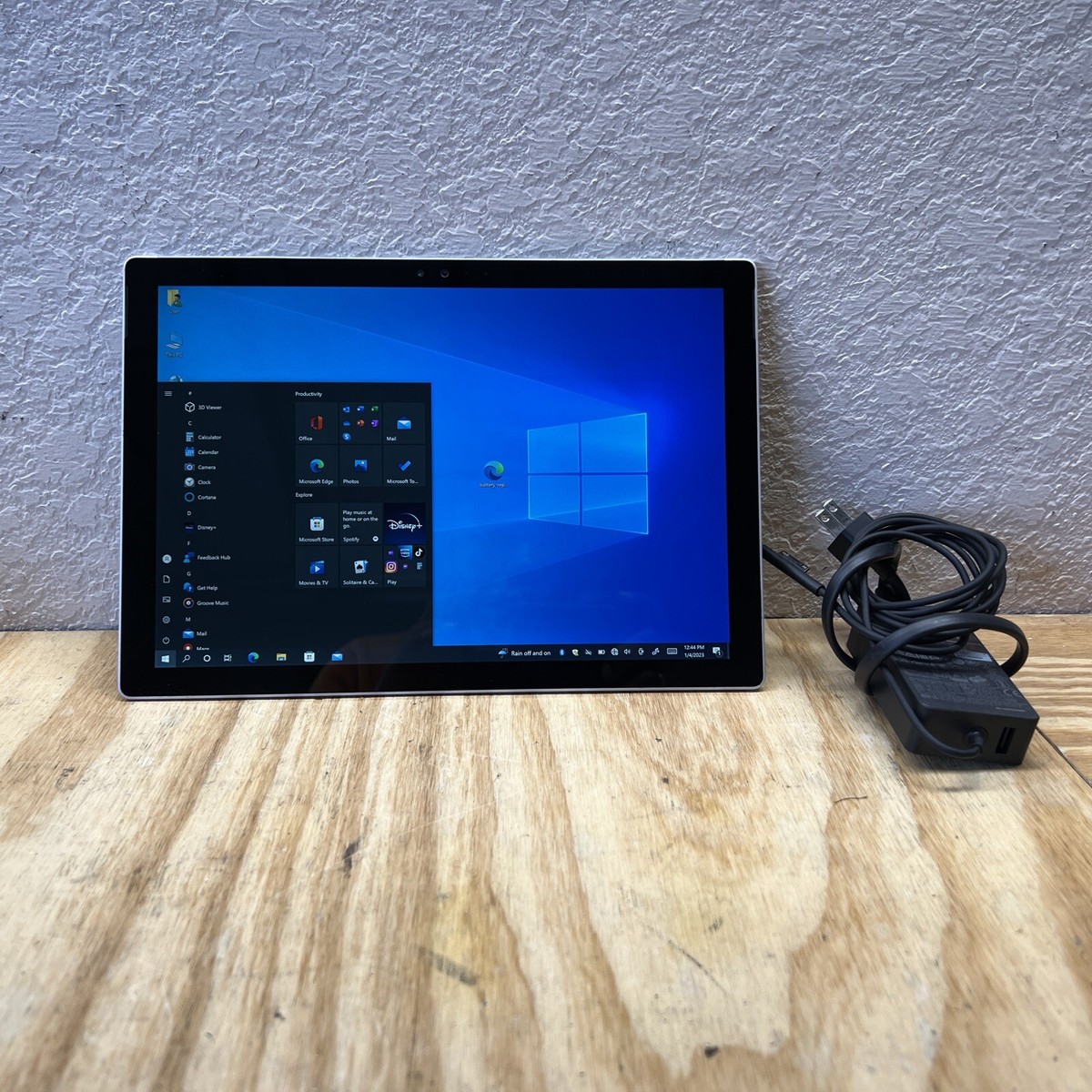 ジャンク品】Microsoft Surface Pro 8 1982 LTE ジャンク品】Microsoft