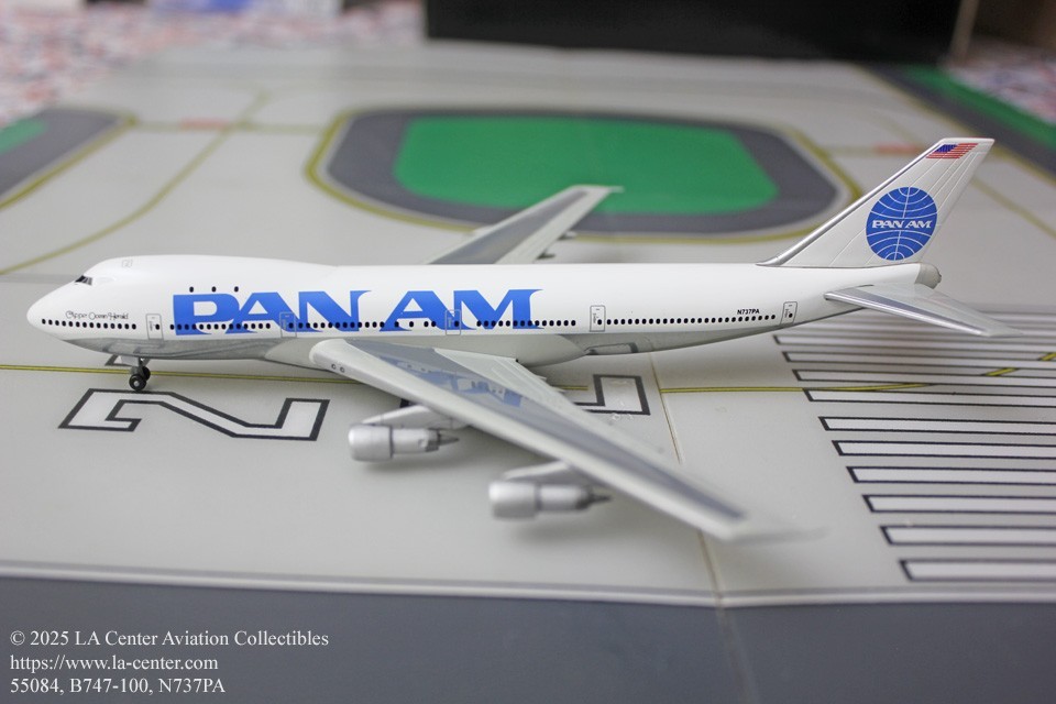 Dragon Wings Pan Am Boeing 747-100 in Billboard Color Diecast