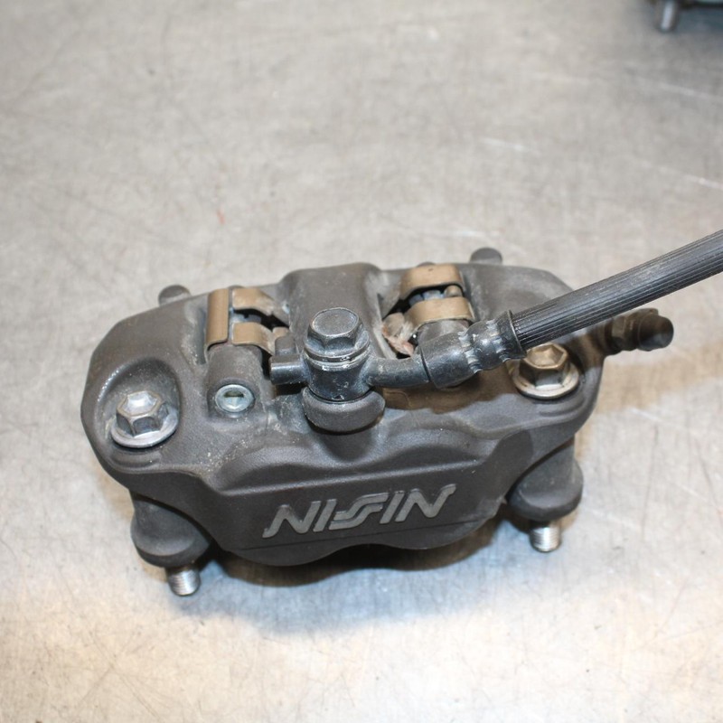 21 KAWASAKI NINJA ZX6R RIGHT LEFT FRONT BRAKE CALIPER SET PAIR