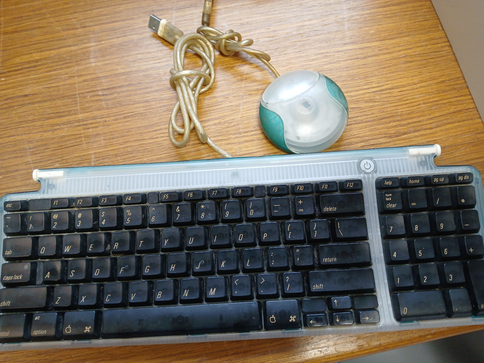 Apple iMac G3 Bondi Blue USB Keyboard & Mouse Puck Set (M2452 +