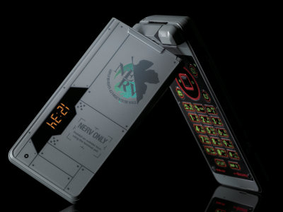 あの「エヴァケータイ」こと「ヱヴァンゲリヲン新劇場版：破 NERV特別