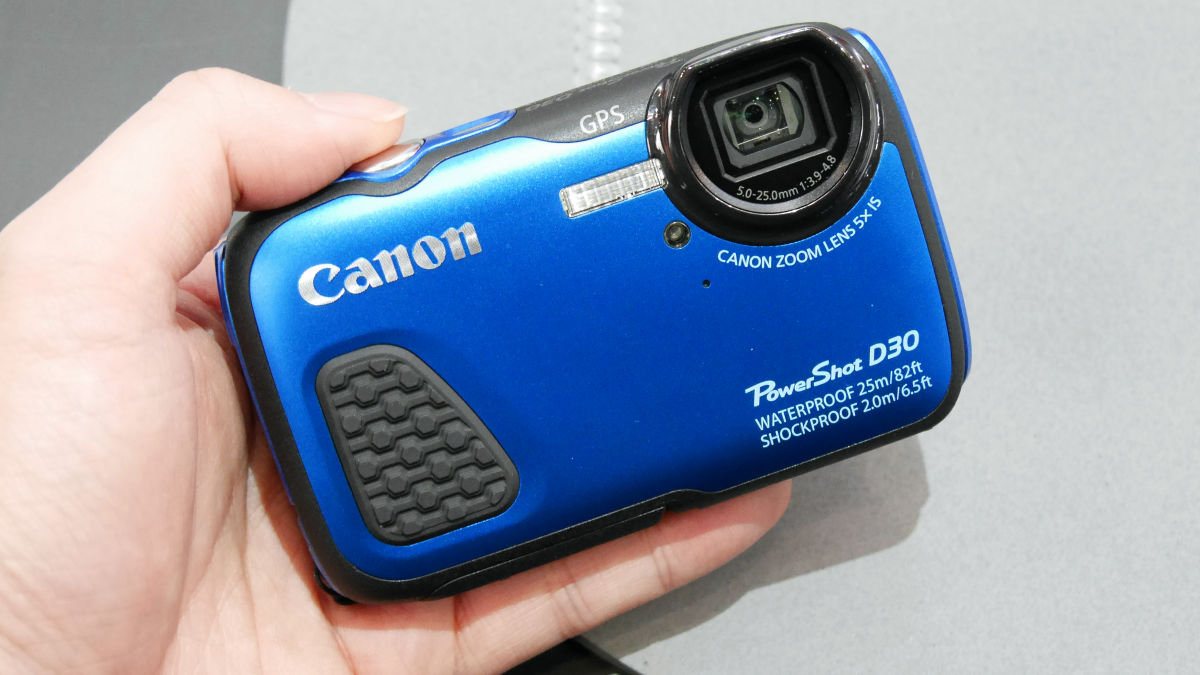 世界最深25m防水のタフネスコンパクトデジカメ「PowerShot D30
