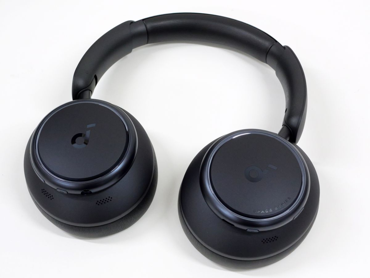 1万円台前半でノイズキャンセリングも外音取り込みも可能なAnkerの